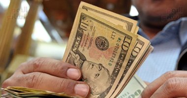 استقرار سعر الدولار اليوم السبت 23-8-2025 بعد تحركه 17 قرشًا
