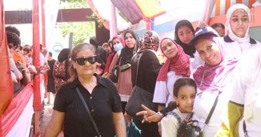 الائتلاف المصري لحقوق الإنسان: حشود ملحوظة أمام لجان جولة الإعادة بانتخابات الشيوخ