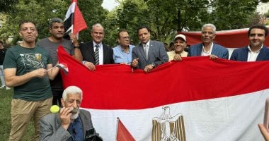 الجالية المصرية أمام القنصلية في ميلانو: البعثات الدبلوماسية خط أحمر