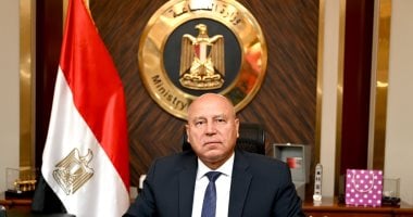 الصناعة تستجيب لطلب غرفة الصناعات الغذائية وتعد بإنشاء مجمع حديث لإنتاج الزبيب