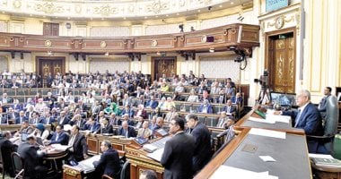 المعلم فى قلب الموازنة.. 5.6 مليار جنيه لمكافآت التعليم