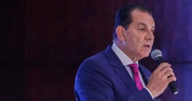 حاتم باشات يندد باعتقال الشاب أحمد عبد القادر في بريطانيا: دعم للإخوان الإرهابية وقلبٌ للحقائق