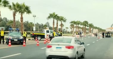 حملات مرورية لرصد المخالفات بمحاور القاهرة والجيزة