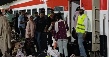 محطة السد العالى تستقبل القطار الأسبوعى السادس للأشقاء السودانيين