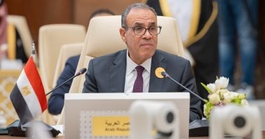 وزير الخارجية يناقش مع نظيره المغربي سبل تعزيز العلاقات الثنائية بين البلدين