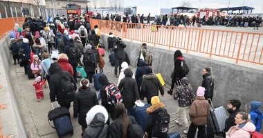 وزير داخلية إيطاليا يتباهى بطرد 200 لاجئ.. ومسؤولة تحذر أوروبا من “كارثة ديمغرافية”