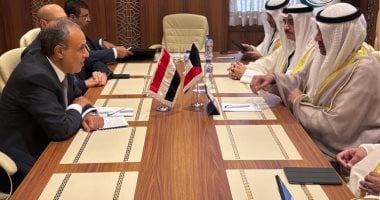 وزيرا خارجية مصر والكويت يبحثان تعزيز العلاقات والتطورات الإقليمية